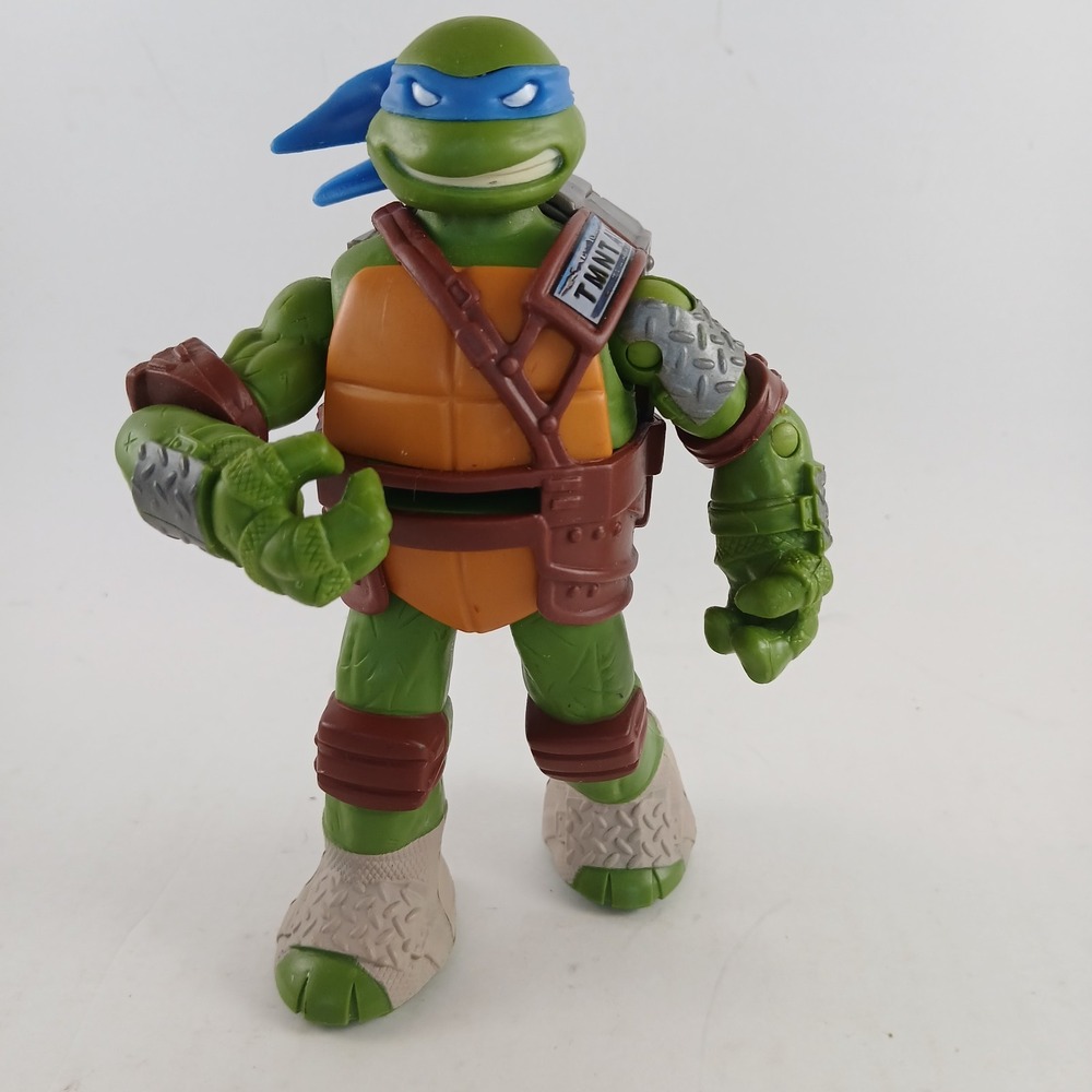 Teenage Mutant Ninja Turtles Leonardo PIZZA FLINGERS Figure 2012 TMNT‎ Leo